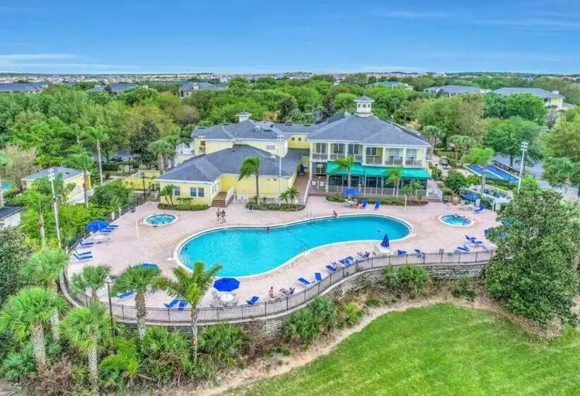 Hidden Oasis Near Orlando, Disney, Etc