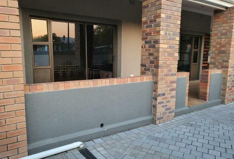 פנסיון @ 21 Guest House