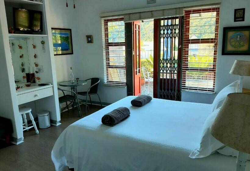 פנסיון Double Room Robberg