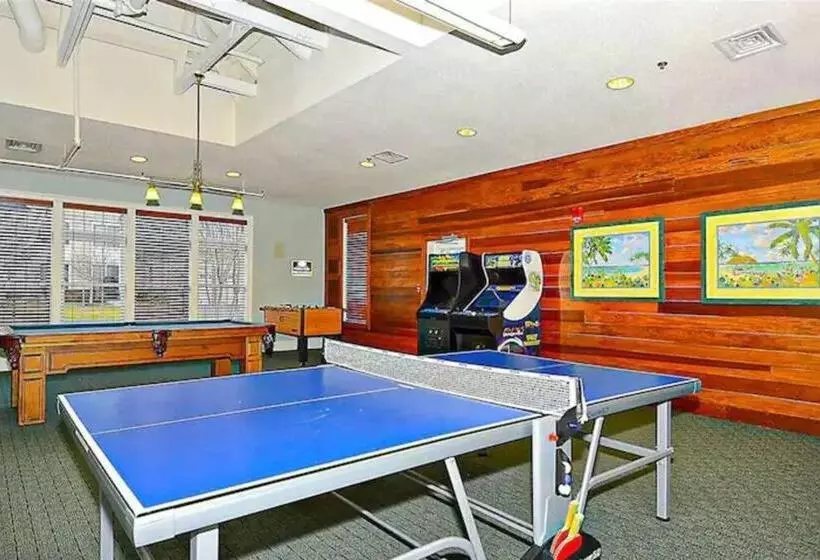 Relaxing Bethany Beach Retreat, Pools, Families Welcome Including Dogs!