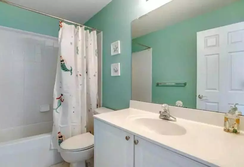 Relaxing Bethany Beach Retreat, Pools, Families Welcome Including Dogs!