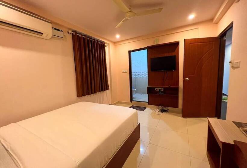 هتل Intourist By Agira