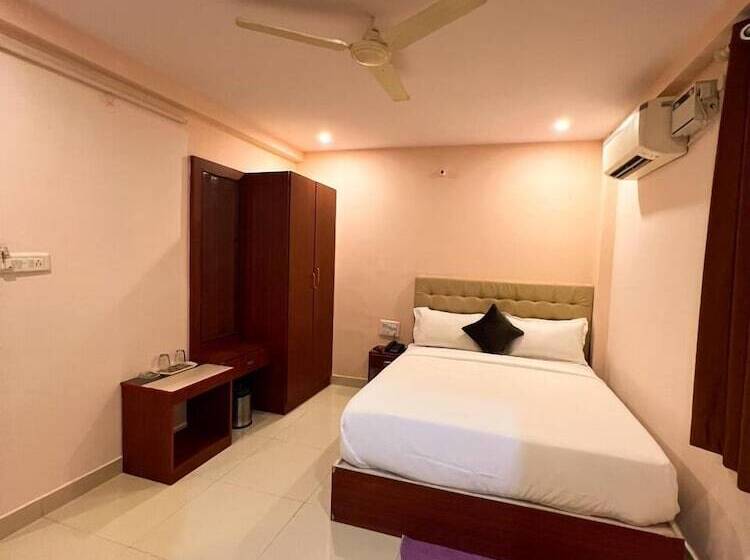 هتل Intourist By Agira