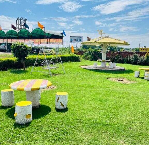 فندق Oyo 93433 Gill & Restaurant