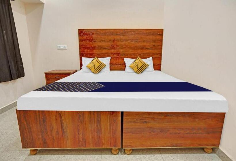 ホテル Spot On Evening Star Inn