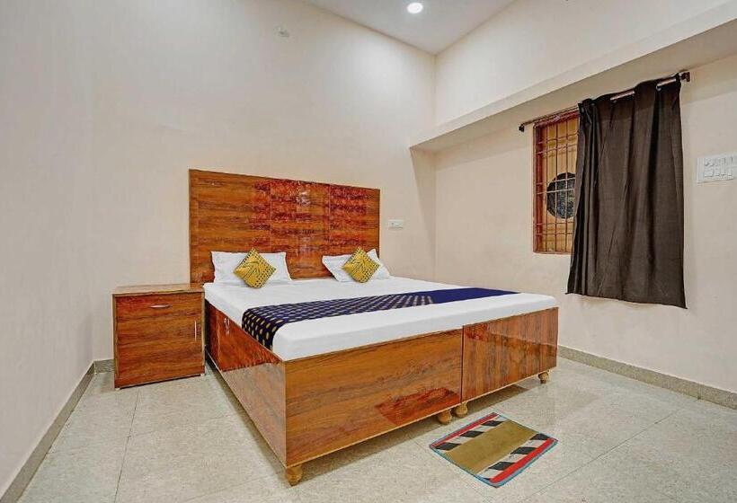 ホテル Spot On Evening Star Inn