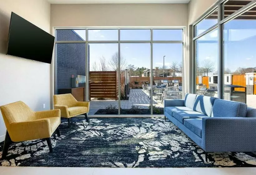 Hotelli Towneplace Suites By Marriott Canton Riverstone Parkway