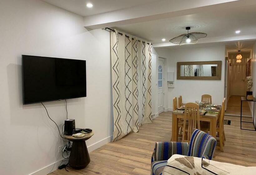 Maison Porte Du Bouchon : Jacuzzi Spa Privatif !