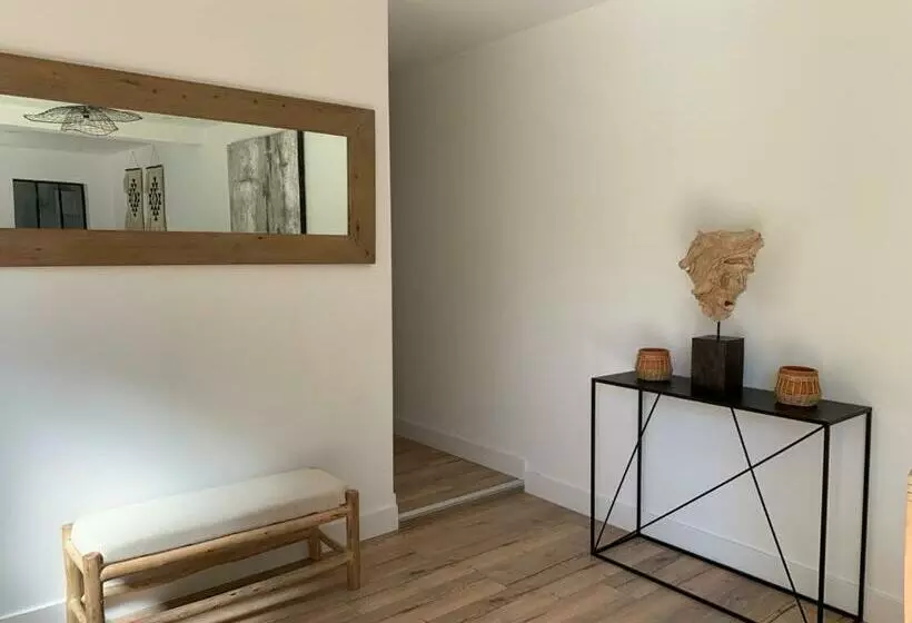 Maison Porte Du Bouchon : Jacuzzi Spa Privatif !