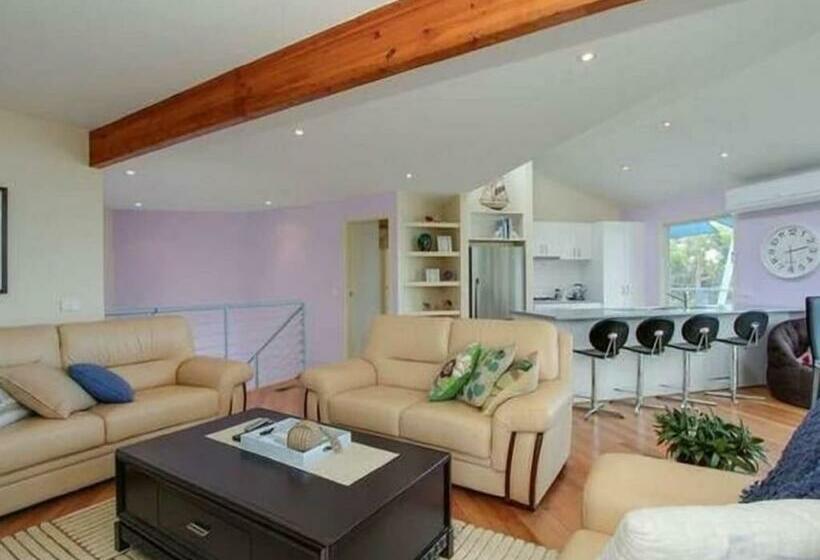 펜션 Dromana High On Hillside