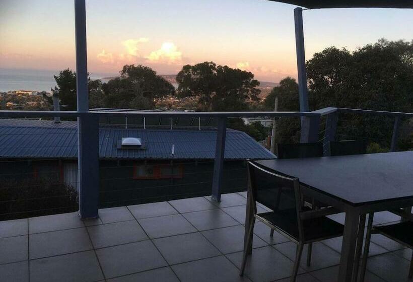 펜션 Dromana High On Hillside