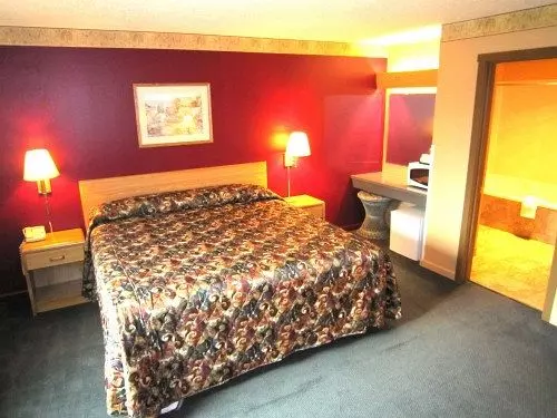 호텔 Aloha Inn & Suites