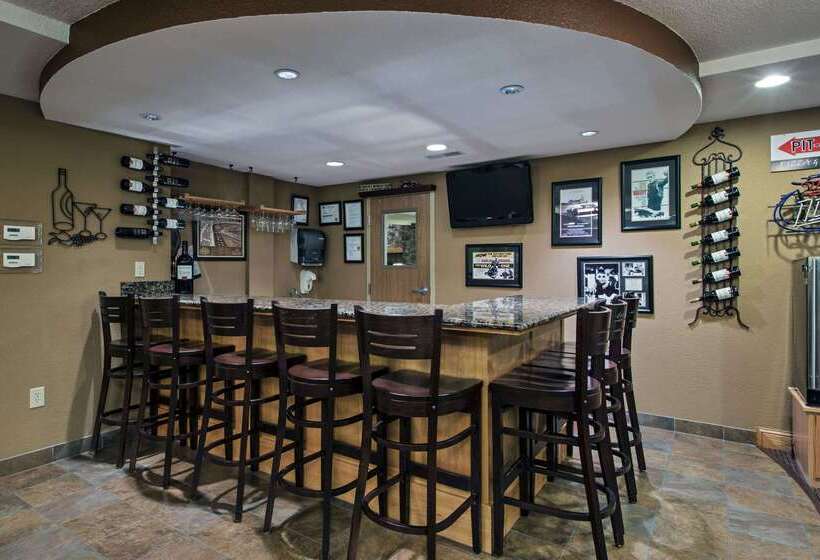 فندق Americinn By Wyndham Newton