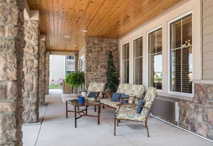 فندق Americinn By Wyndham Newton