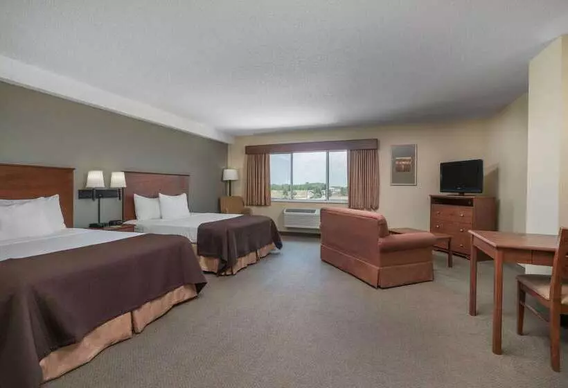 فندق Americinn By Wyndham Newton