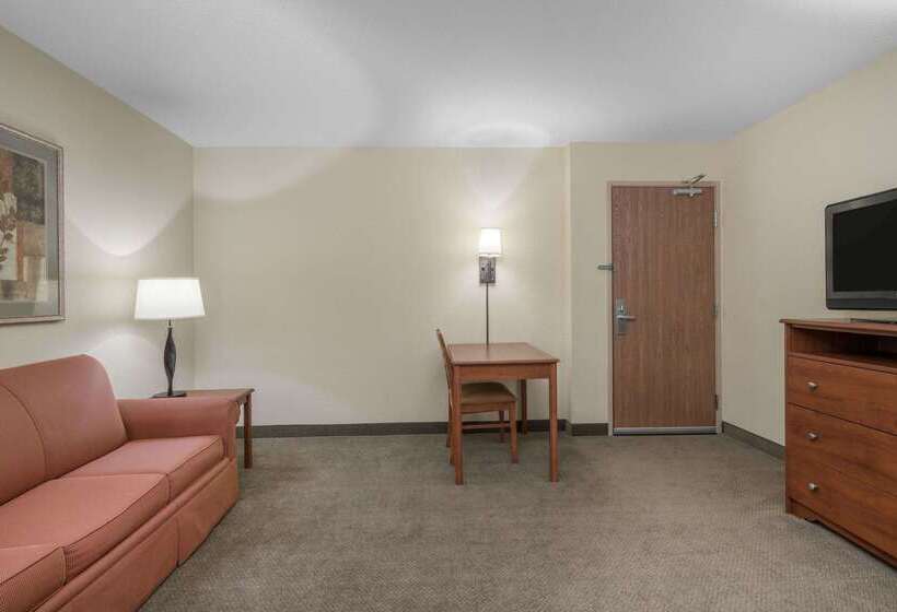 فندق Americinn By Wyndham Newton