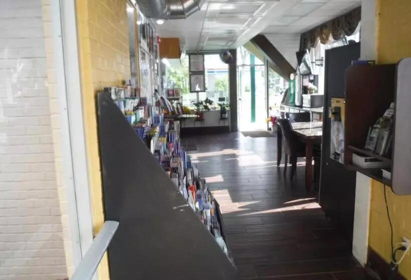 Hotelli Budgetel Inn & Suites