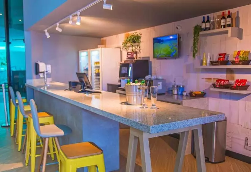 호텔 Ibis Styles Sorocaba Santa Rosalia