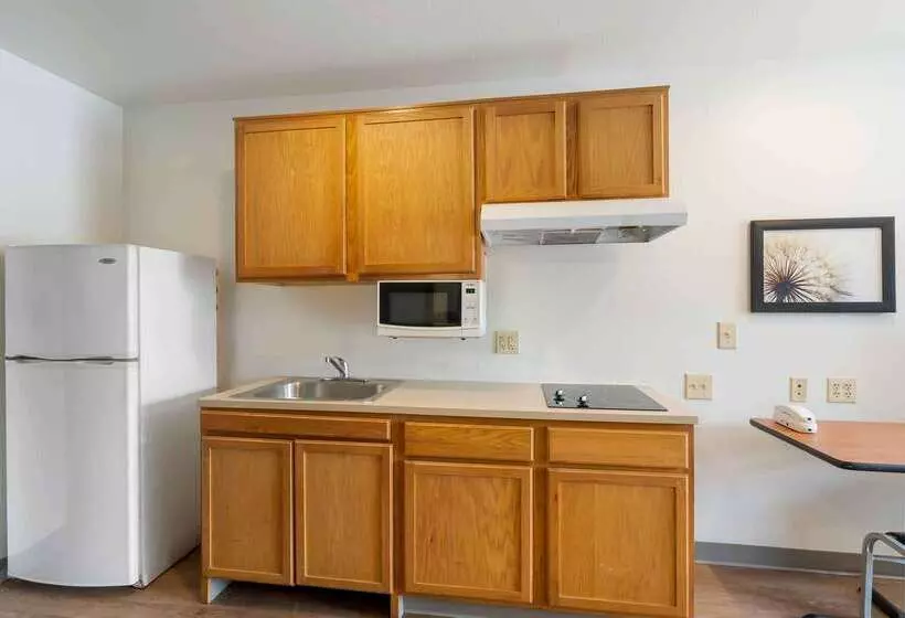 Hotelli Extended Stay America Select Suites  Lakeland