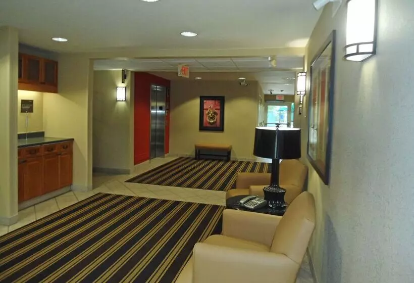 Отель Extended Stay America Suites Boston Westborough Computer Dr