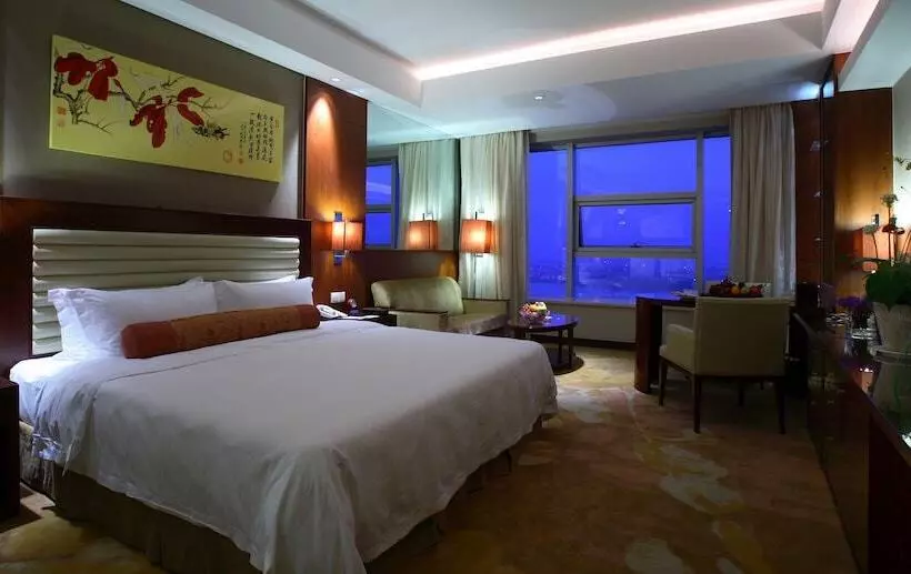 Otel Fuyang International Trade Center