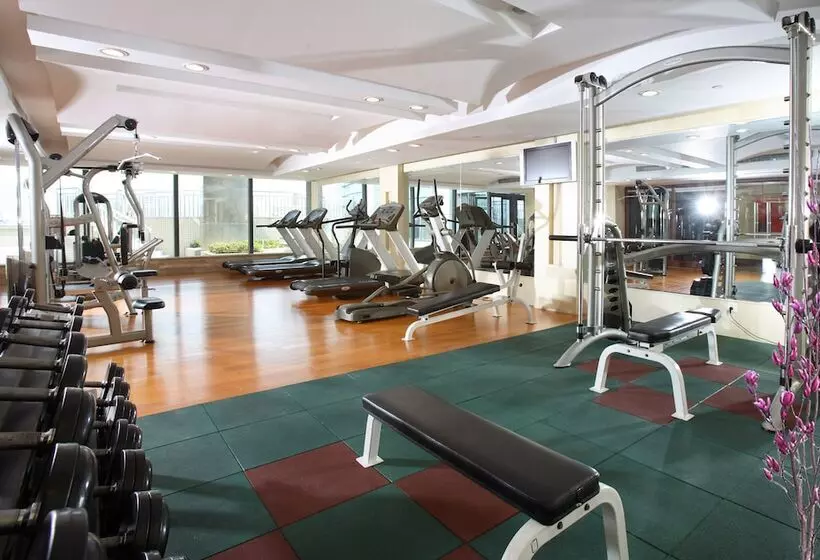 Otel Fuyang International Trade Center