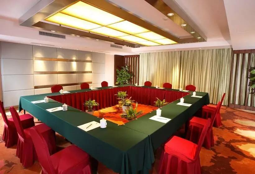 Otel Fuyang International Trade Center