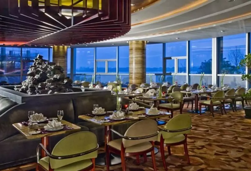 Otel Fuyang International Trade Center