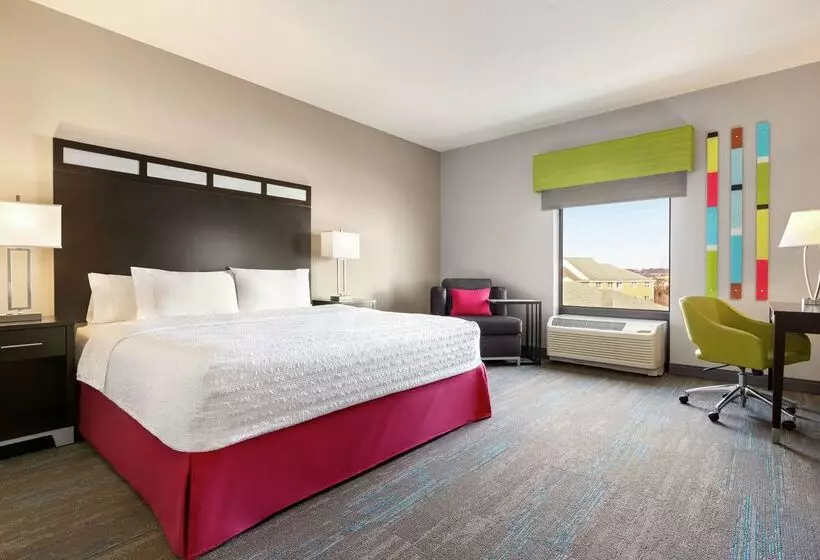 Отель Hampton Inn & Suites York South