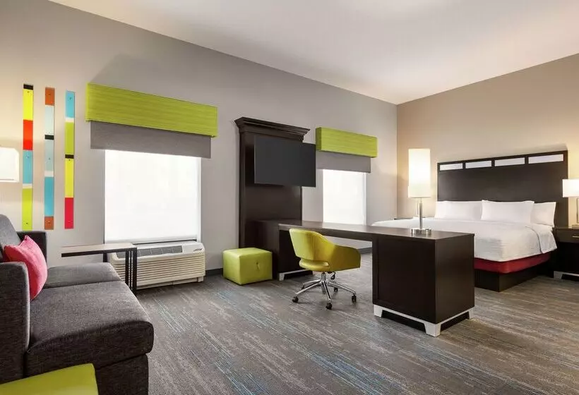 Отель Hampton Inn & Suites York South