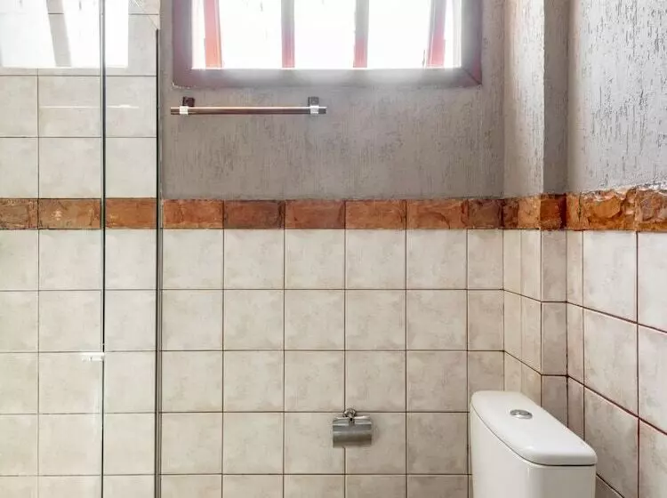 هتل Rede Andrade Goiania Centro