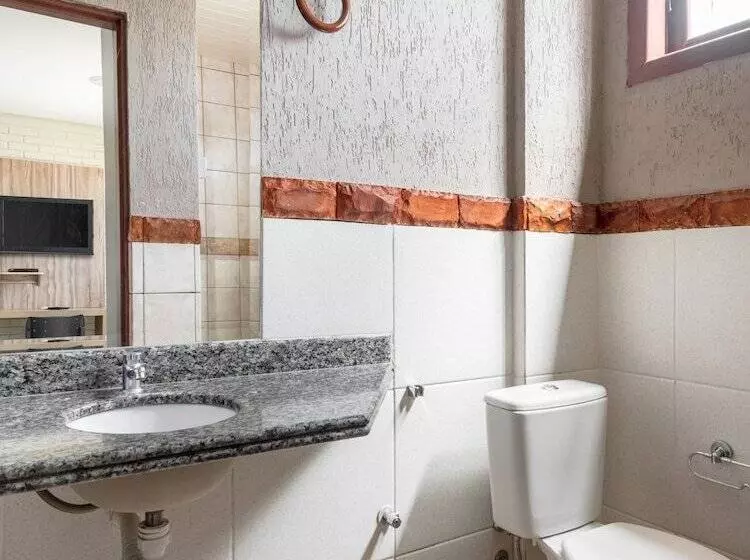 هتل Rede Andrade Goiania Centro