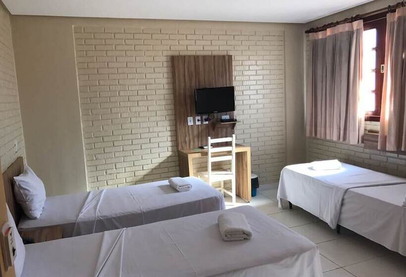 هتل Rede Andrade Goiania Centro