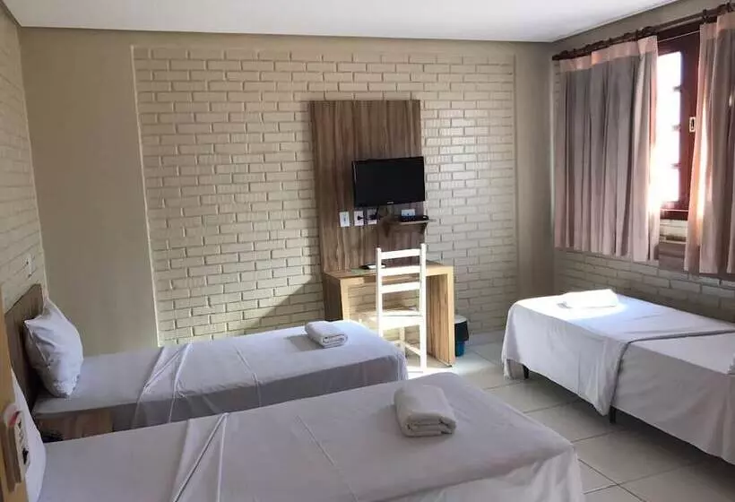 هتل Rede Andrade Goiania Centro