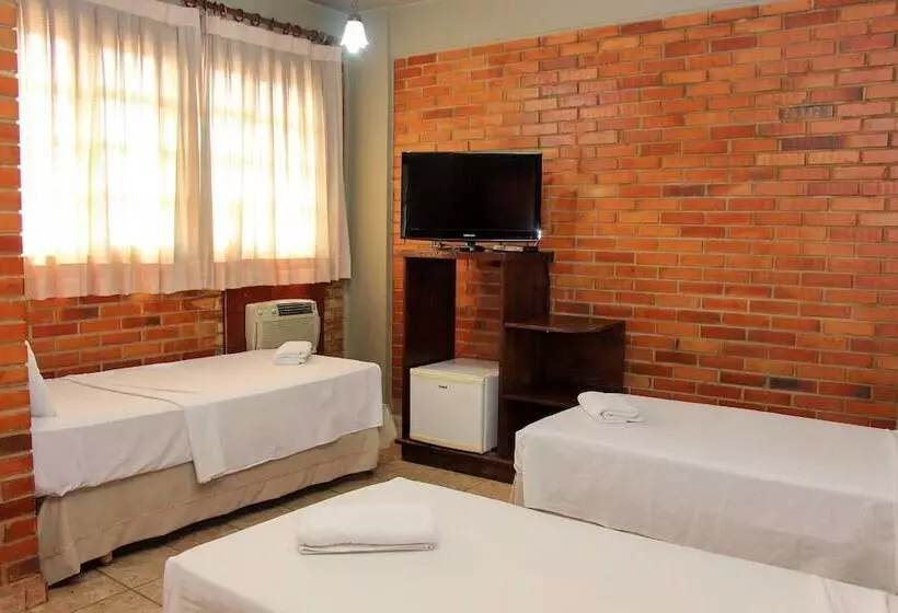 هتل Rede Andrade Goiania Centro