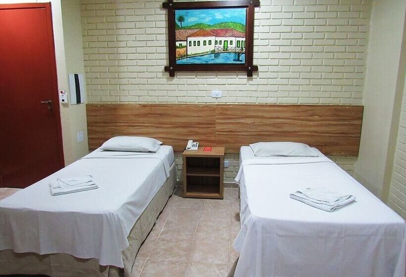 هتل Rede Andrade Goiania Centro