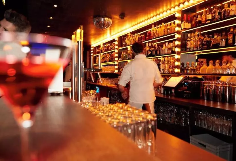 هتل Robinson Alpenrose Zürs