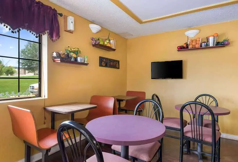 ホテル Rodeway Inn