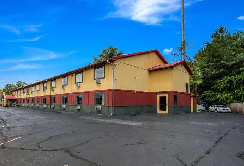 فندق Rodeway Inn