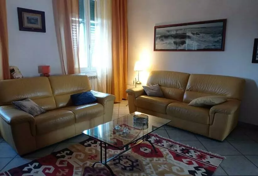 Appartamento Con Incantevole Vista Mare