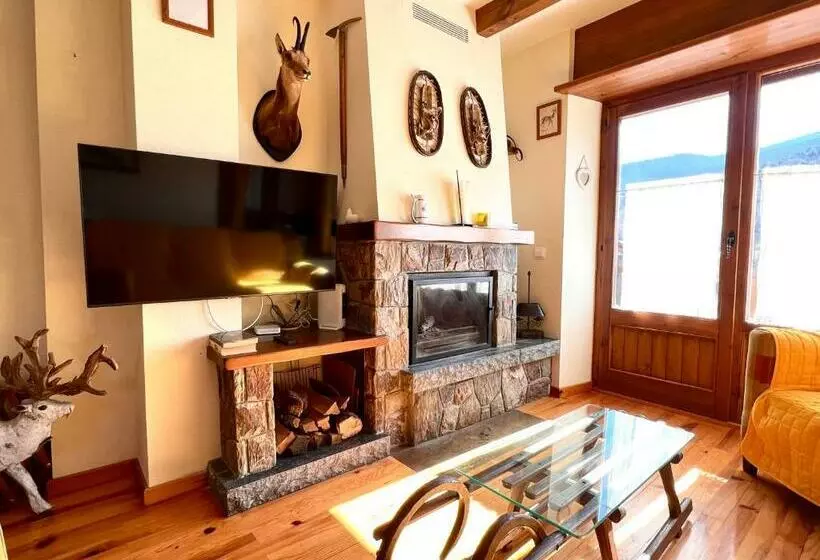 El Dúplex De Espot   L Amfitriona