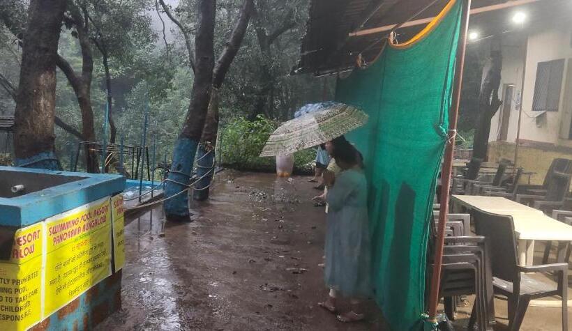 Hilltone Bungalow &villa