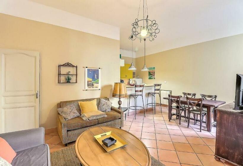 Le 30   Garage Et Calme Garanti