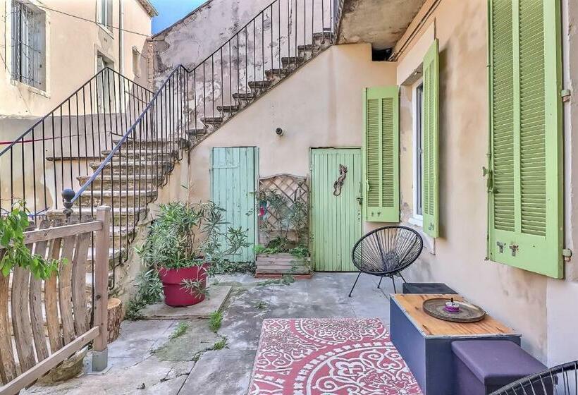 Le 30   Garage Et Calme Garanti