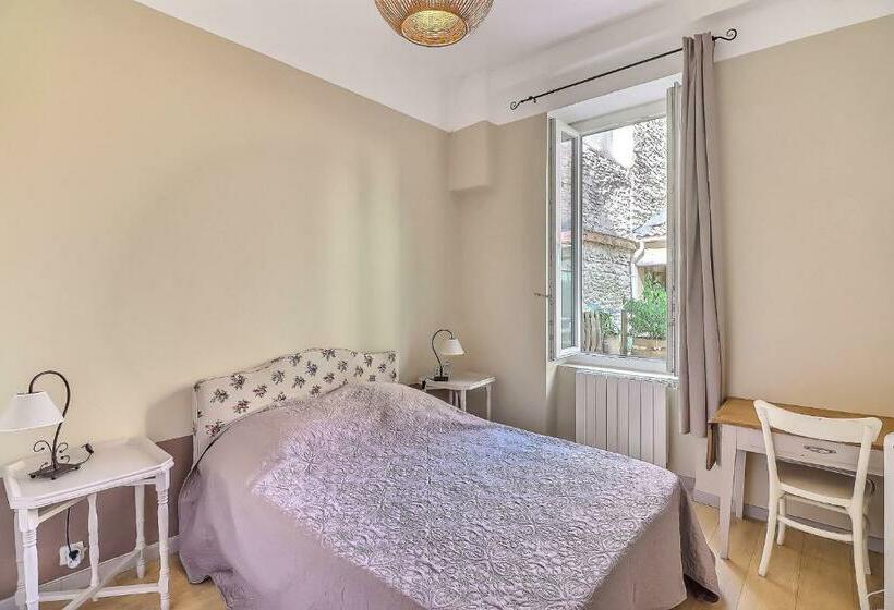 Le 30   Garage Et Calme Garanti