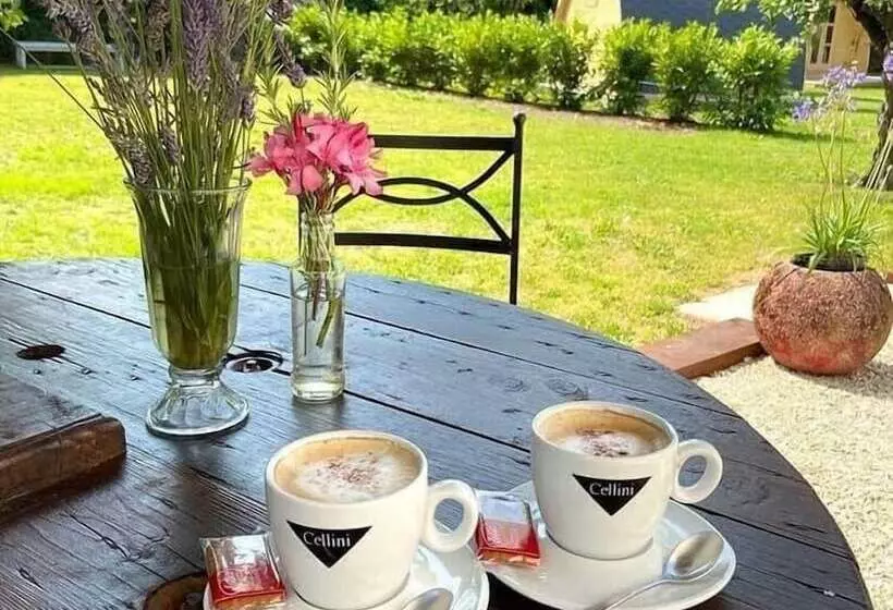 Aamiaismajoitus (B&B) Le Relais D Aulnay