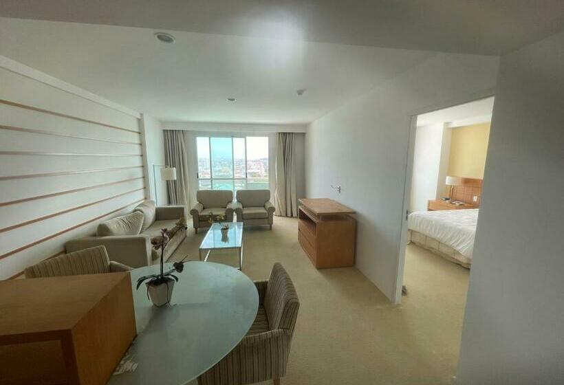 Flat Golden Condomínio Macaé Vista Mar De Luxo Até 4 Pessoas