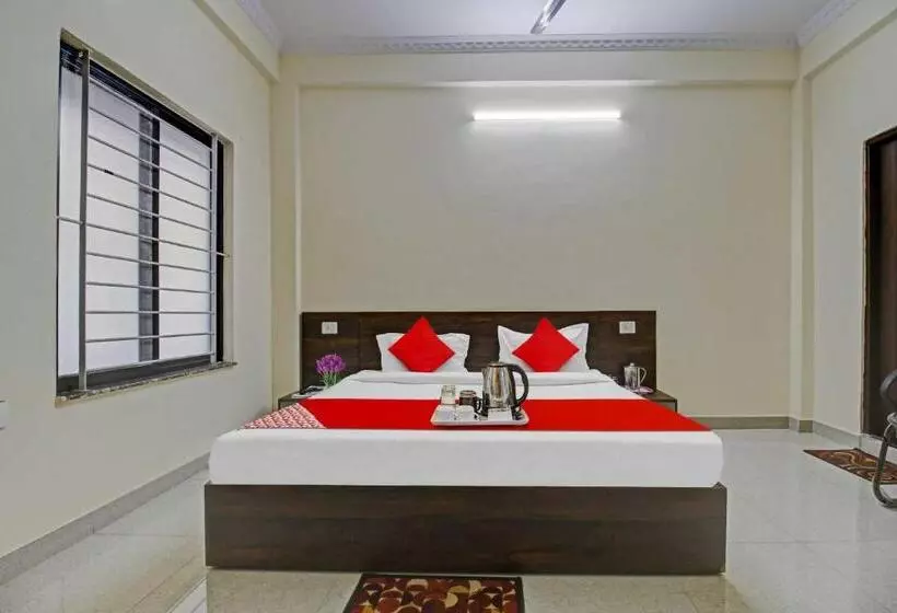Flagship Hotel Mahi