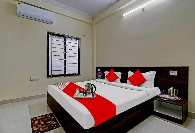 Flagship Hotel Mahi