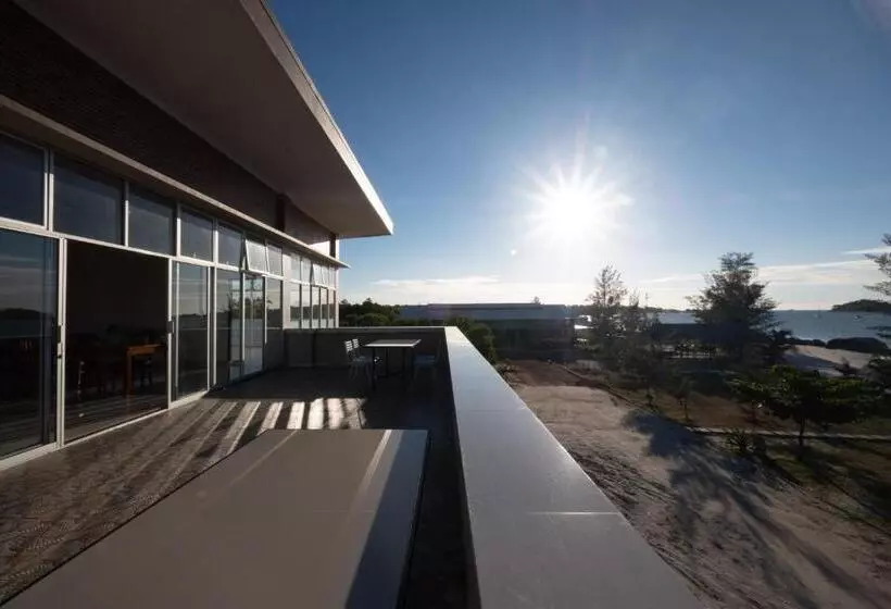 Hotelli Kelayang Beach